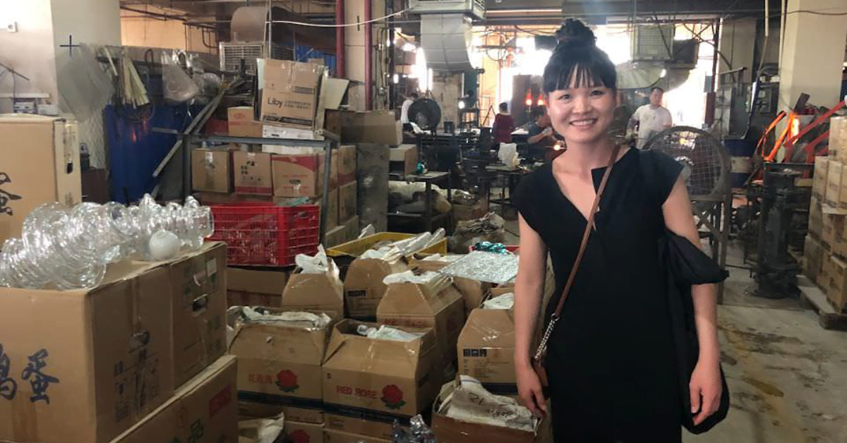 Xiaofeng’s Recent Visit to a Client’s Guangdong Glass Factory Xiaofeng’s Recent Visit to a Client’s Guangdong Glass Factory