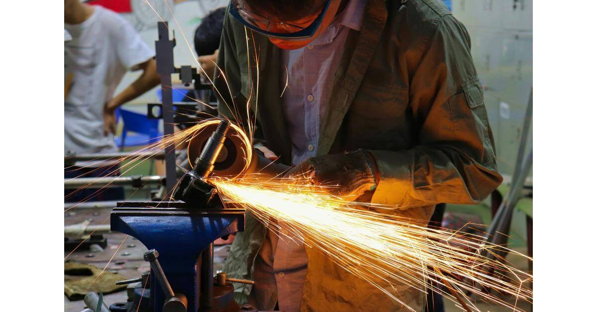 Red Flags of Alibaba Series #1 Is Working With a Supplier That Hasn’t Been in Business Long